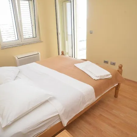 Apartments Citrine On The Beach Biograd Na Moru Exterior photo